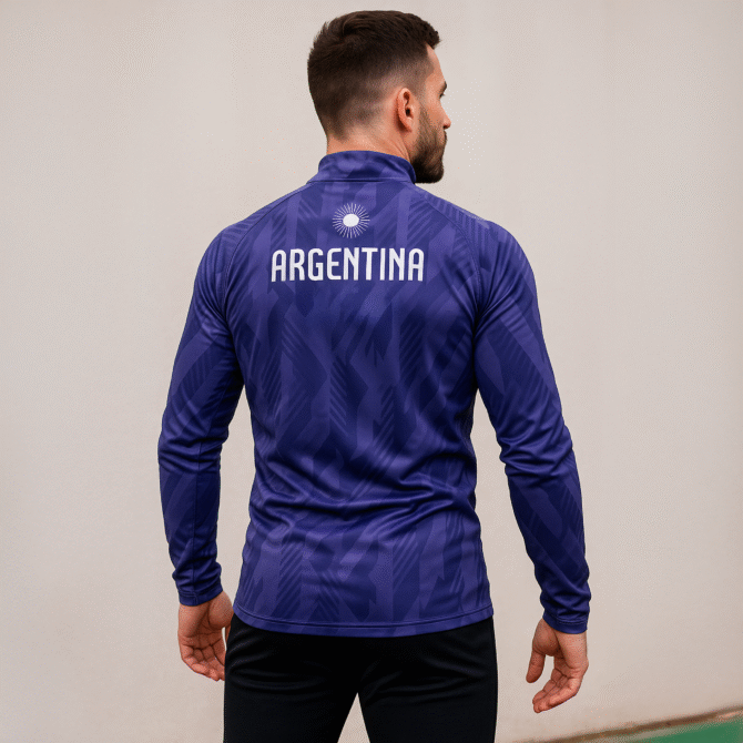 Campera Deportiva Slim Fit Argentina Alternativa